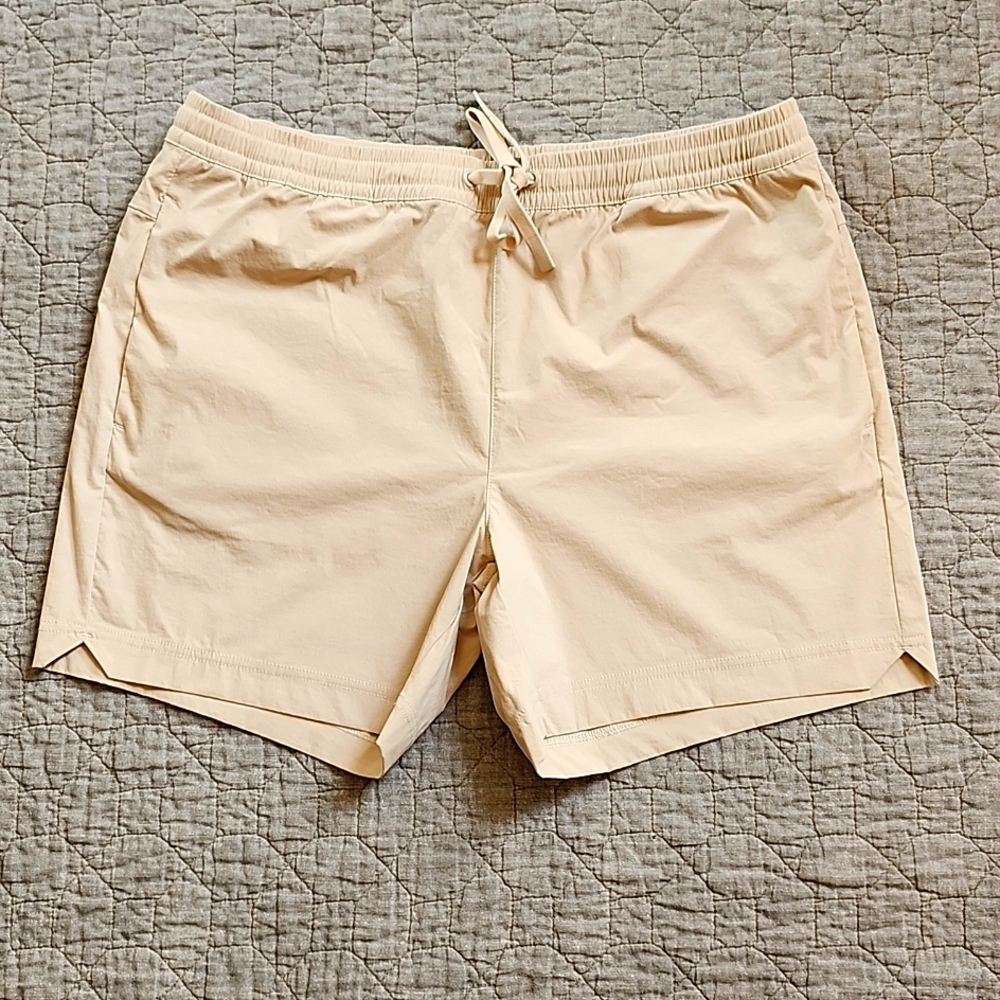 Cuts Women's Shorts Size Large